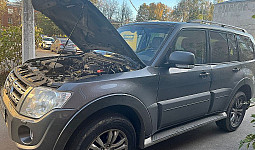 Аккумулятор для Mitsubishi Pajero 3.0 бензин