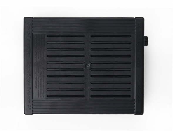 Зарядное устройство Вымпел 415 (автомат, 0-20А, 12/24В, стрелочный амперм)